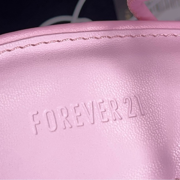 NEW Size 8 Pink Strappy Kitten Heels Forever 21 2.5” Heel Height Floral Accent - Picture 2 of 13